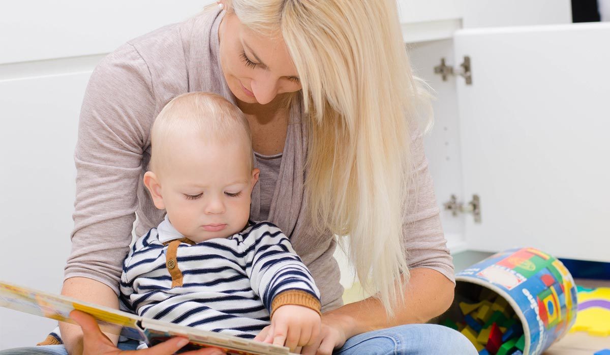 How picture books can make bookworms even out of babies