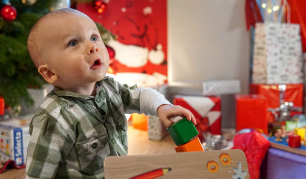present young child advice: What does the perfect present for a young child look like?