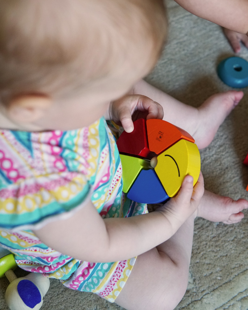 Velcro Freddi wooden toy emotion